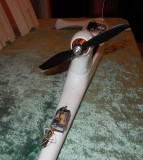 Původní pylon s novým motorem a reglem